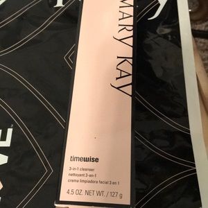 Mary Kay timewise 3 in 1 cleanser